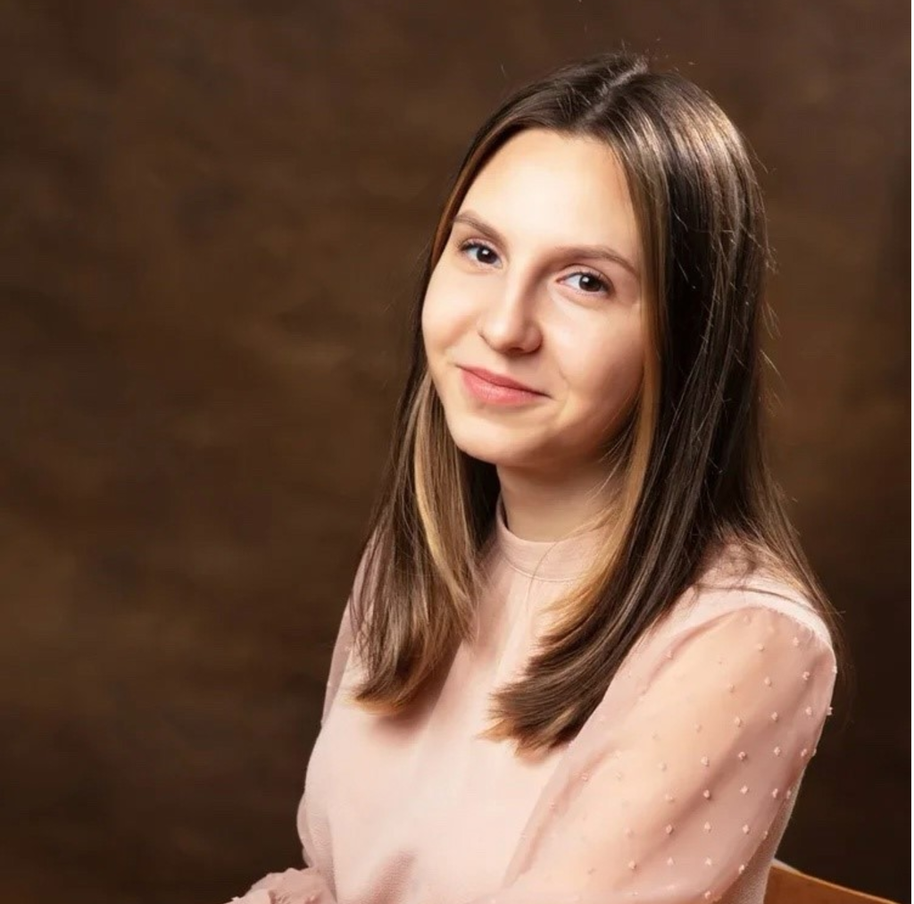 Елизавета Мирошниченко — преподаватель London Express Онлайн